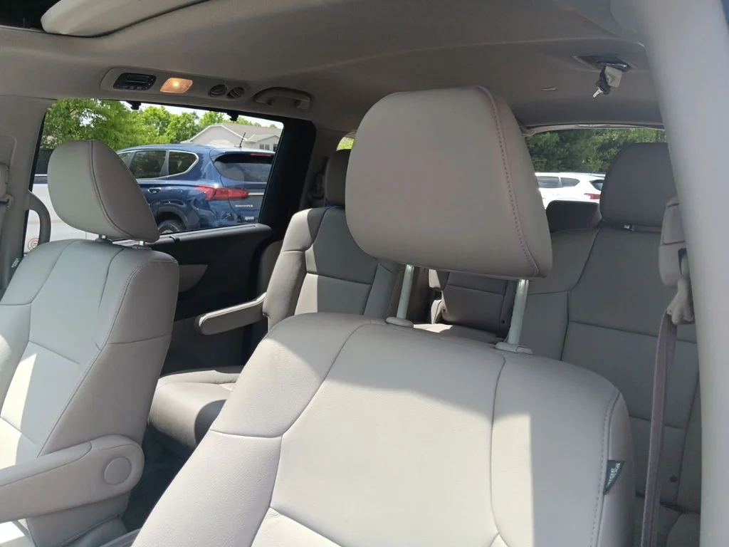 Used 2016 Modern Steel Metallic Honda EX-L image 15