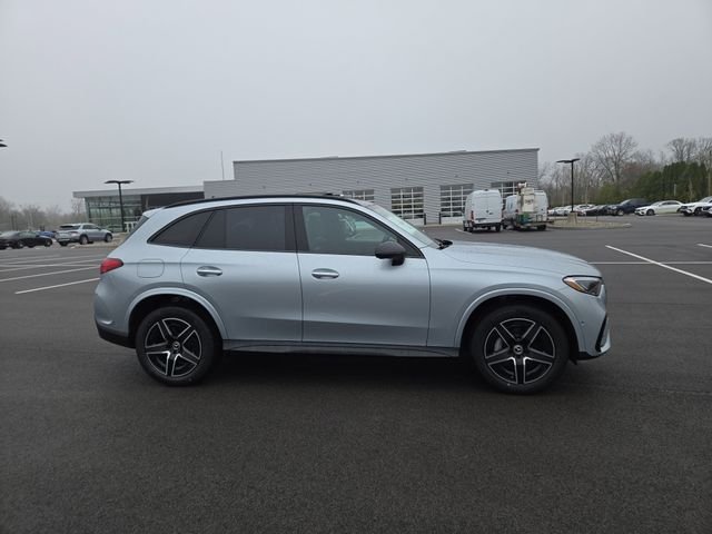 New 2026 Cirrus Silver Metallic Mercedes-Benz GLC300 image 2