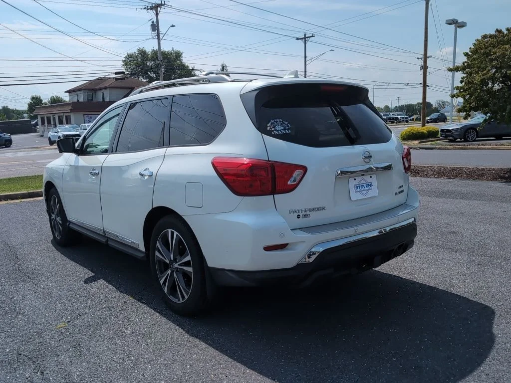 Certified Used 2020 White Nissan Platinum image 7