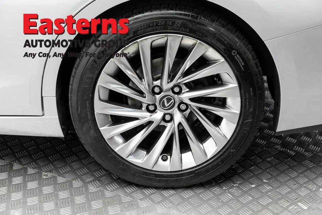 Used 2019 Silver Lexus 350 Ultra Luxury image 8