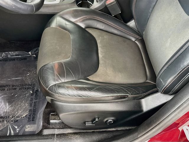 Used 2017 Red Jeep Trailhawk image 18