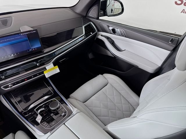 New 2026 Black BMW xDrive50e image 25