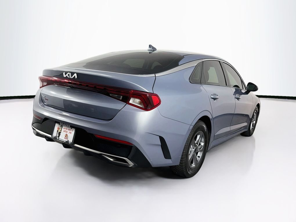 Used 2023 Silver Kia LXS image 10