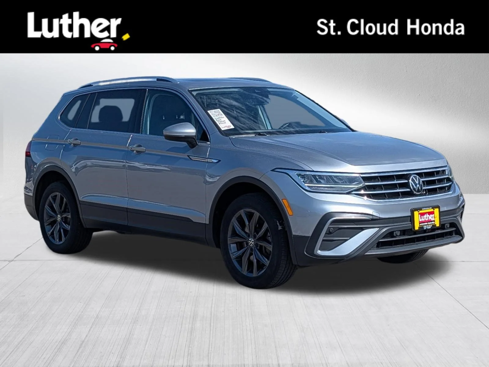 2022 Volkswagen Tiguan 2.0T SE 4Motion's photo