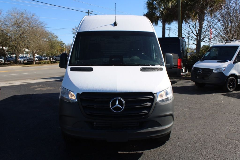 New 2026 Arctic White Mercedes-Benz Cargo 170 WB image 12