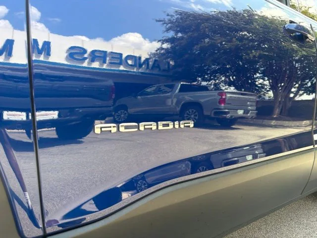 Used 2023 Blue GMC SLE image 13