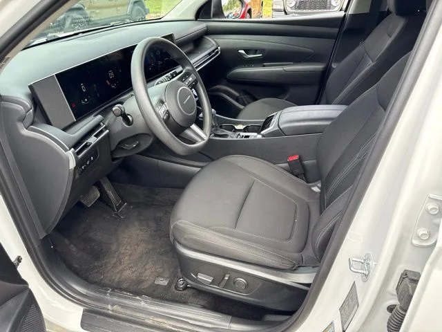 Used 2026 White Hyundai SEL image 16