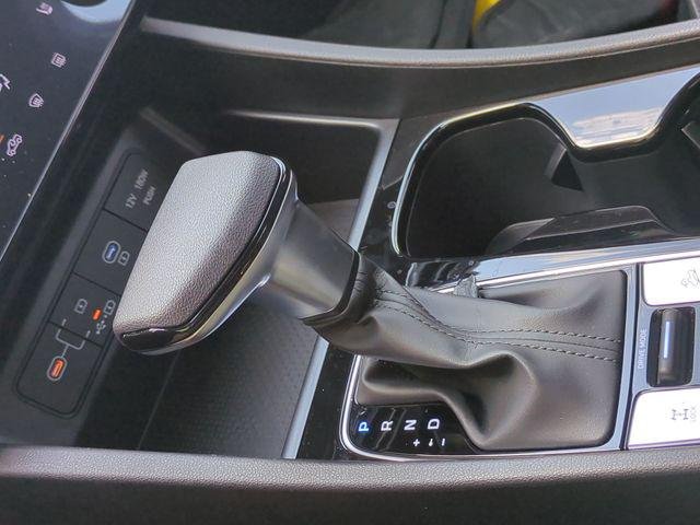 New 2026 White Hyundai SEL AWD image 25