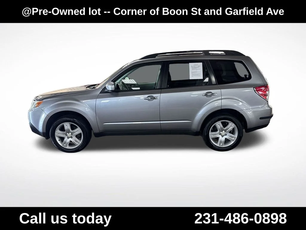 Used 2010 Silver Subaru 2.5X image 2
