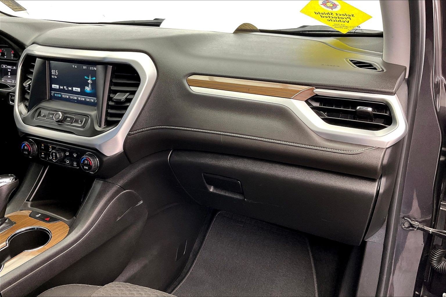Used 2019 Iridium Metallic GMC SLE image 15