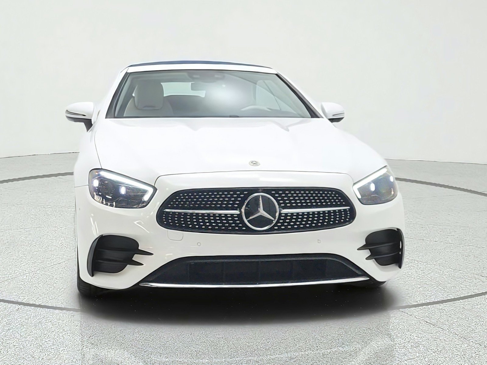 Certified Used 2022 MANUFAKTUR Moonlight White Mercedes-Benz E 450 RWD Cabriolet image 2