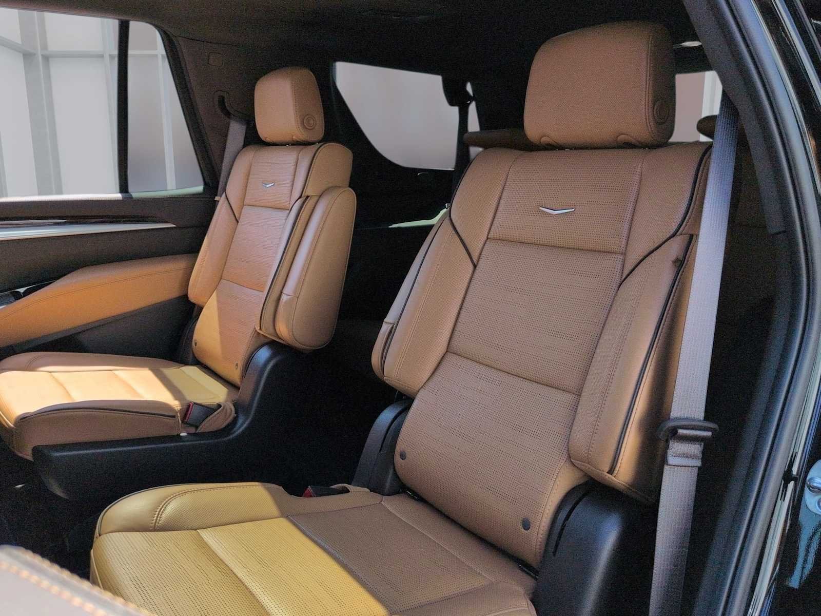 Certified Used 2025 Black Raven Cadillac Premium Luxury image 25
