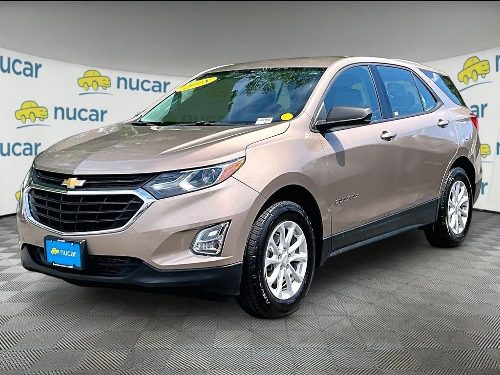 Used 2018 Beige Chevrolet LS image 3