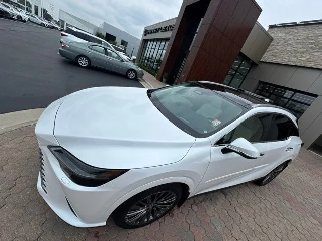 New 2026 Eminent White Pearl Lexus LUXURY image 14