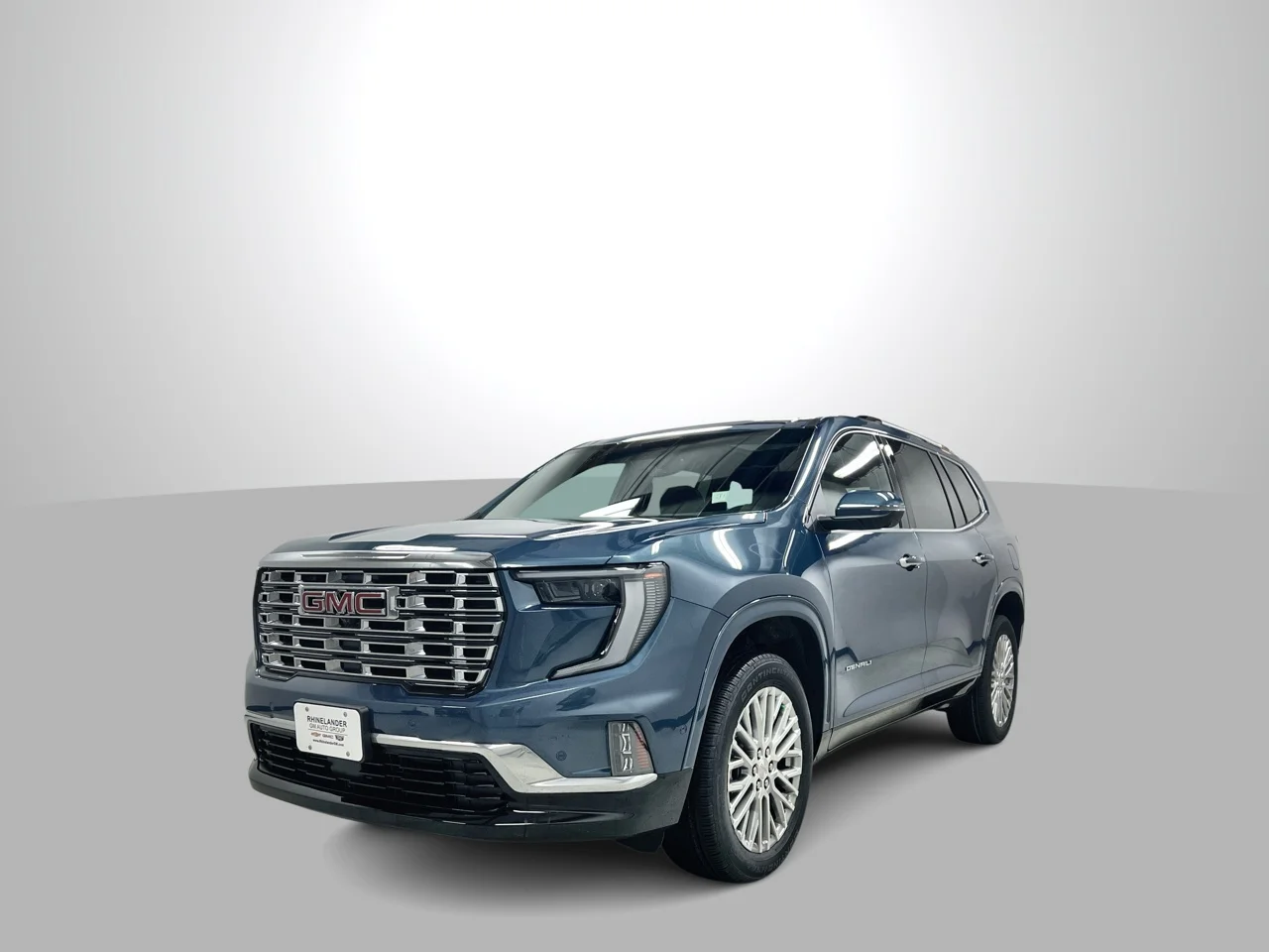 2026 GMC Acadia Denali AWD's photo