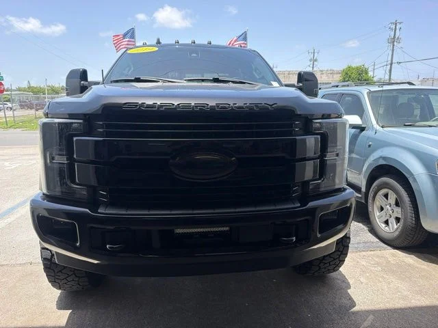 Used 2019 Black Ford Lariat image 2