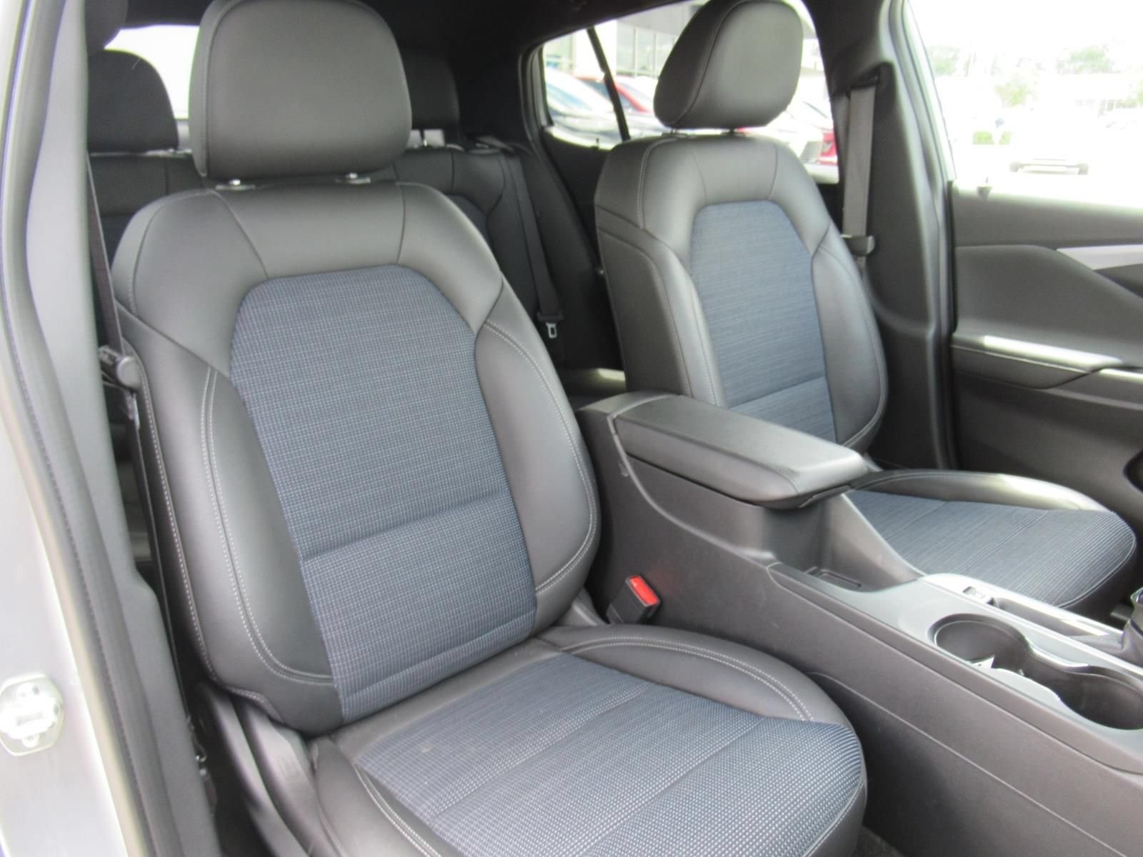 Used 2026 Moonstone Gray Metallic Buick Preferred image 9