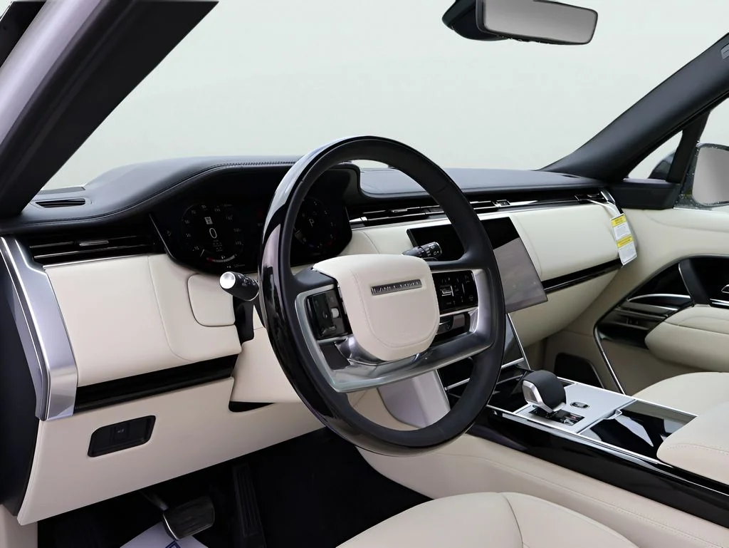 New 2026 Ostuni Pearl Wht Prem Met Land Rover Autobiography image 18