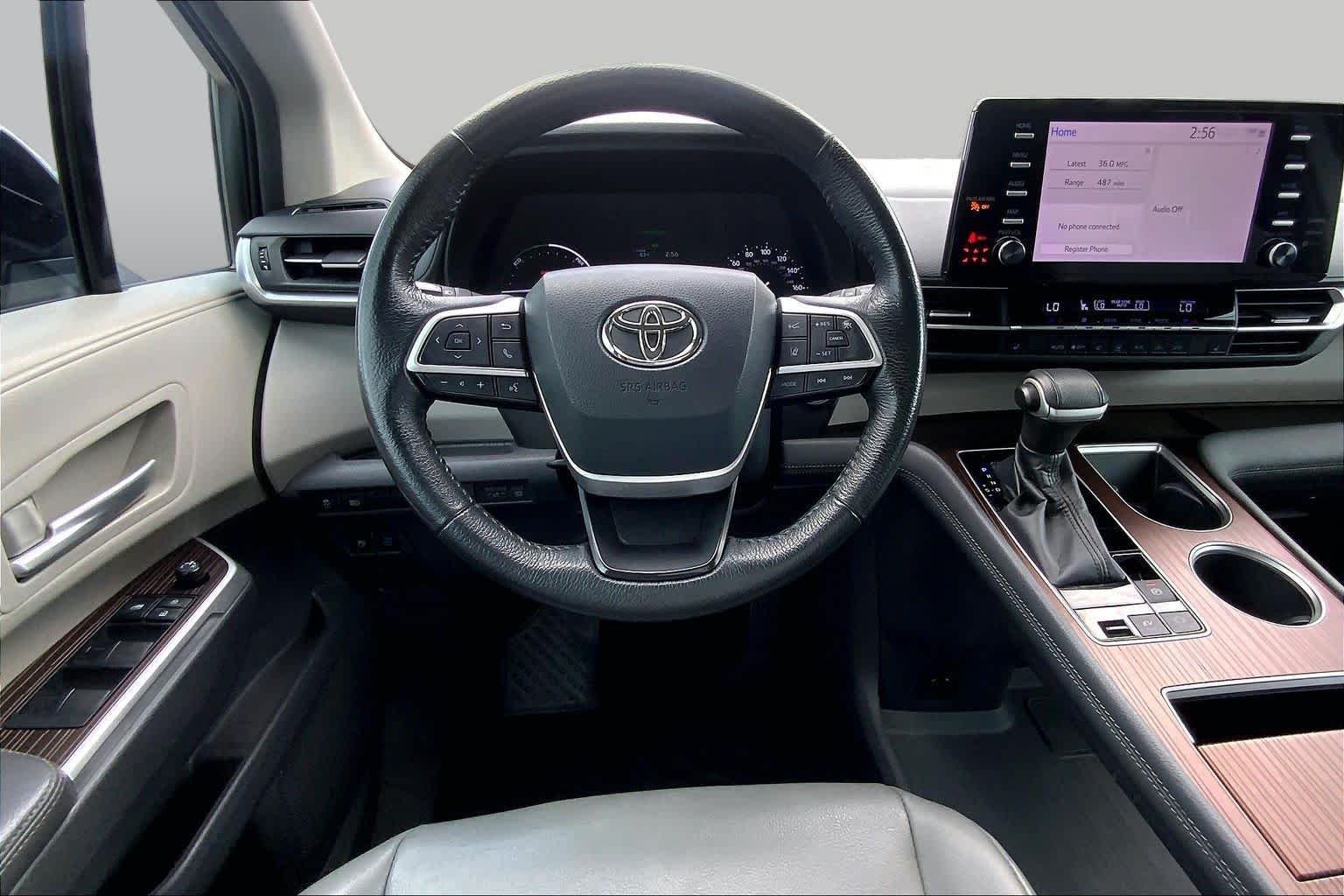 Used 2022 Wind Chill Pearl Toyota XLE image 6