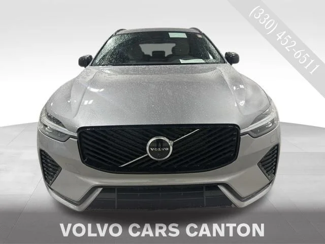 2026 Volvo XC60 B5 Plus Dark AWD's photo