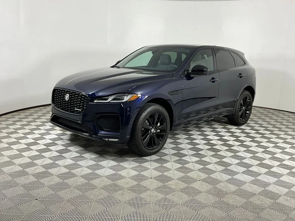 2025 Jaguar F-PACE P250 R-Dynamic S's photo