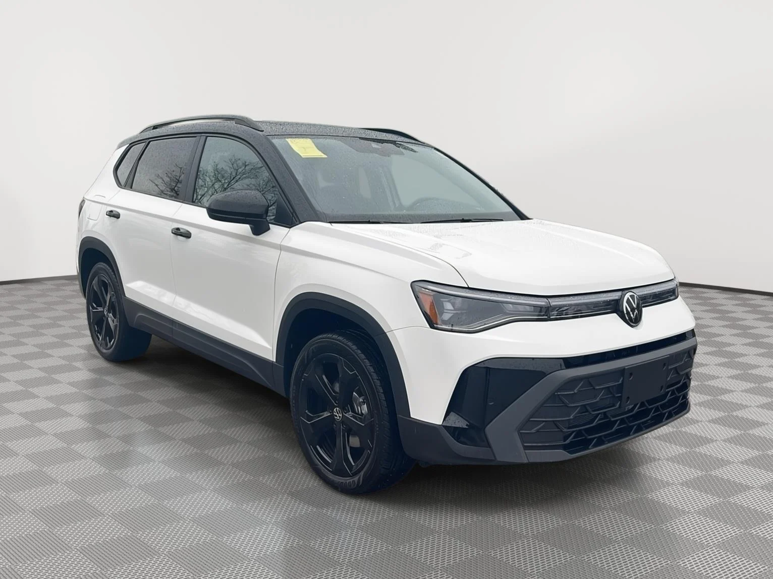New 2026 Pure White w/Deep Black Roof Volkswagen SE Black image 5