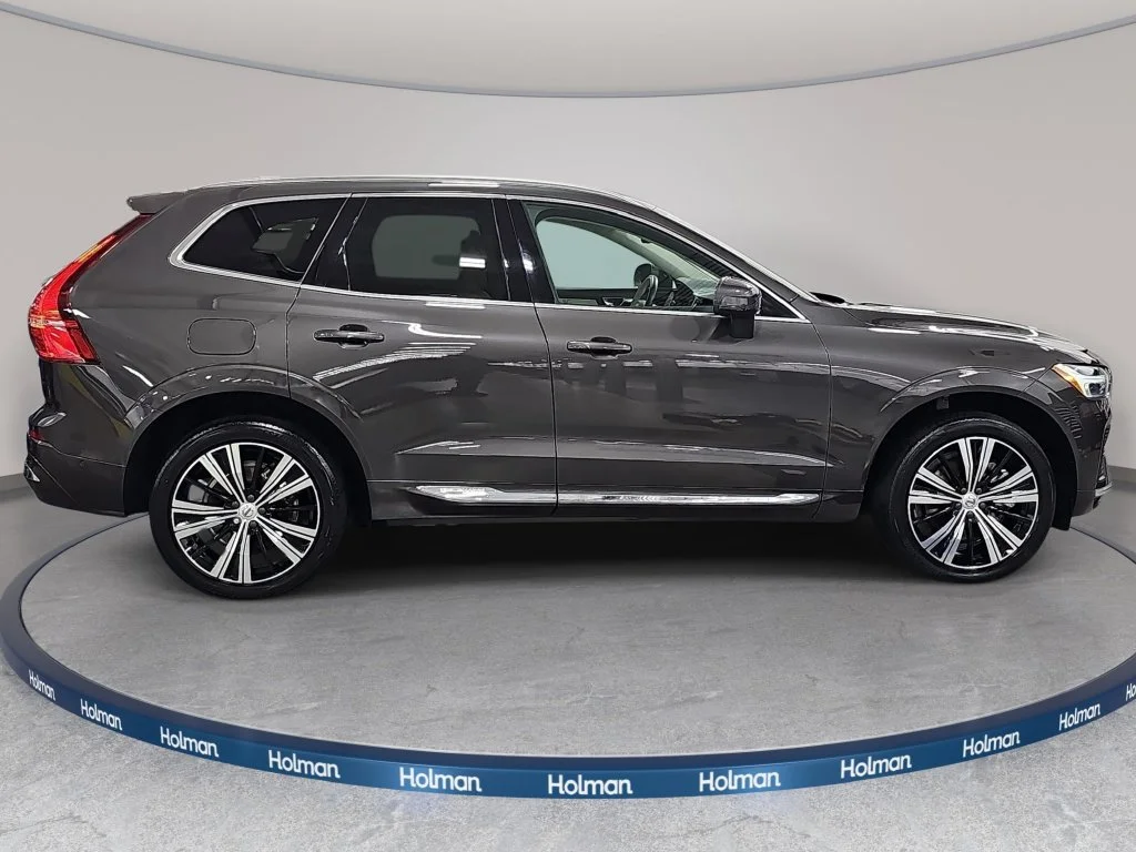 Used 2022 Brown Volvo T8 Inscription image 5