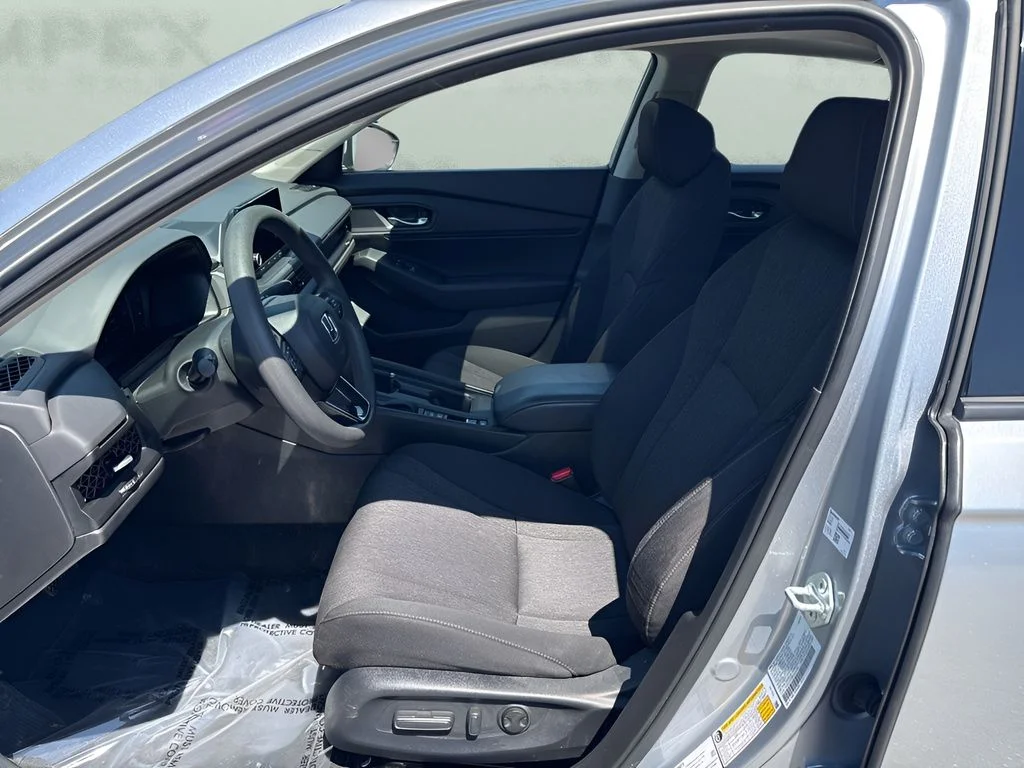 Used 2024 Silver Honda EX image 9