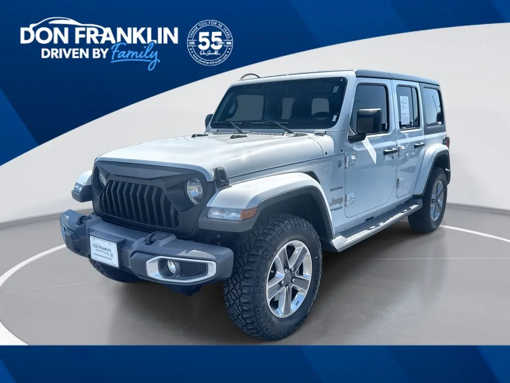 Used 2020 White Jeep Unlimited Sahara image 1