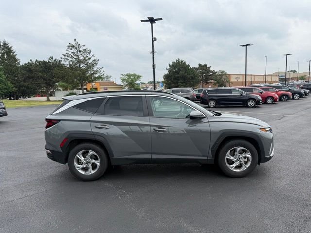 Used 2024 Gray Hyundai SEL image 5