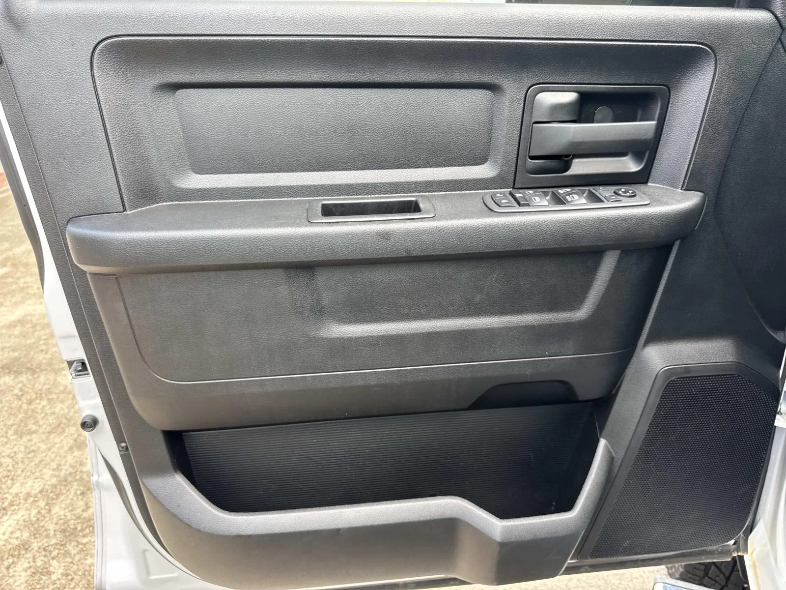 Used 2021 White Ram Tradesman image 18