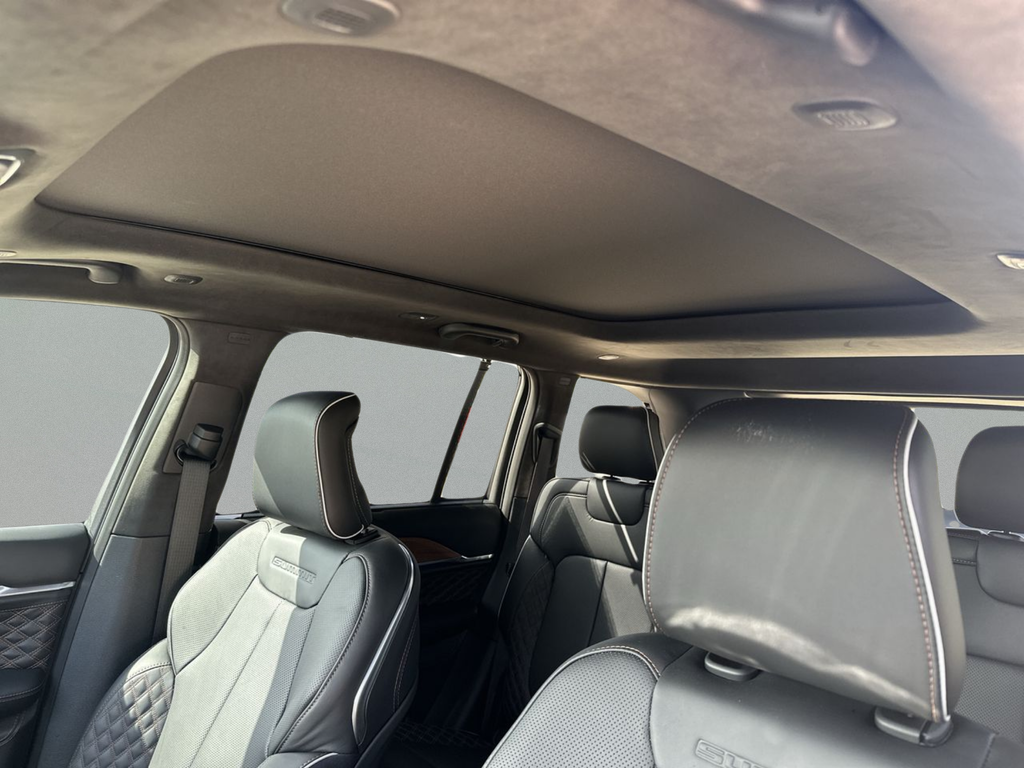 New 2026 Copper Shino Metallic Clear-Coat Exterior Paint Jeep Summit image 25