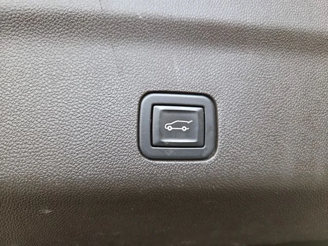 Used 2021 Blue GMC Denali image 15
