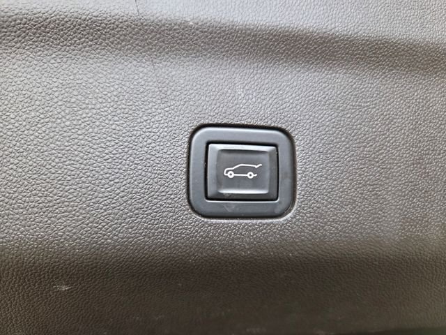 Used 2021 Blue GMC Denali image 15