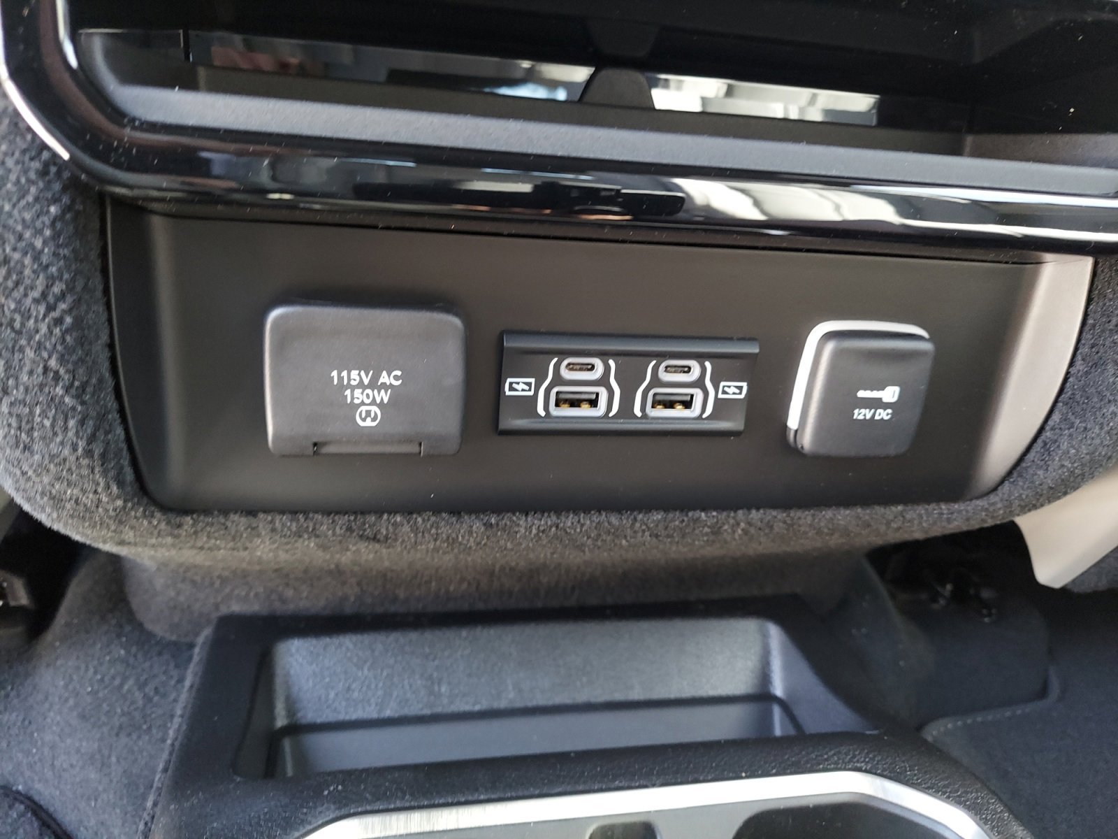 New 2026 Baltic Gray Metallic Clearcoat Jeep  image 33