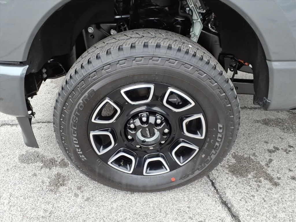 New 2026 Carbonized Gray Metallic Ford F-250® Platinum® image 10