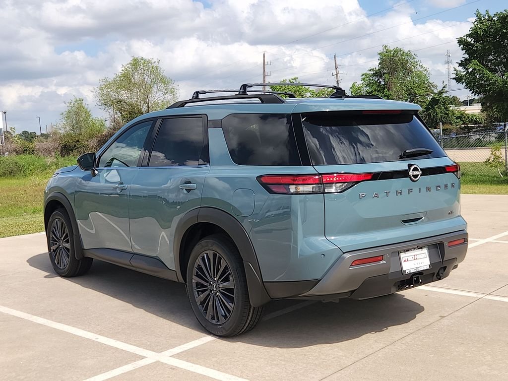 New 2026 Baltic Teal Pearl Nissan SL image 4