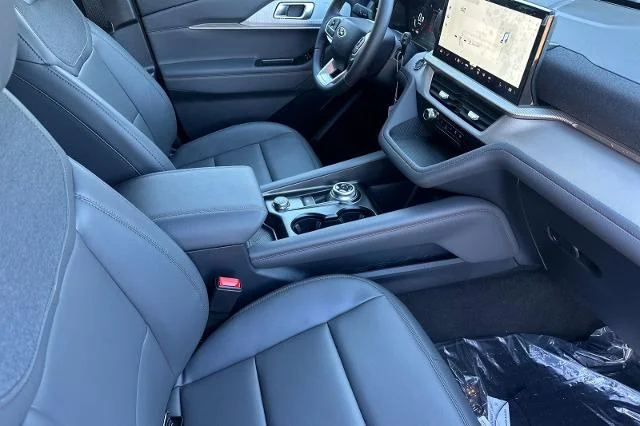 New 2026 Carbonized Gray Metallic Ford Active image 39