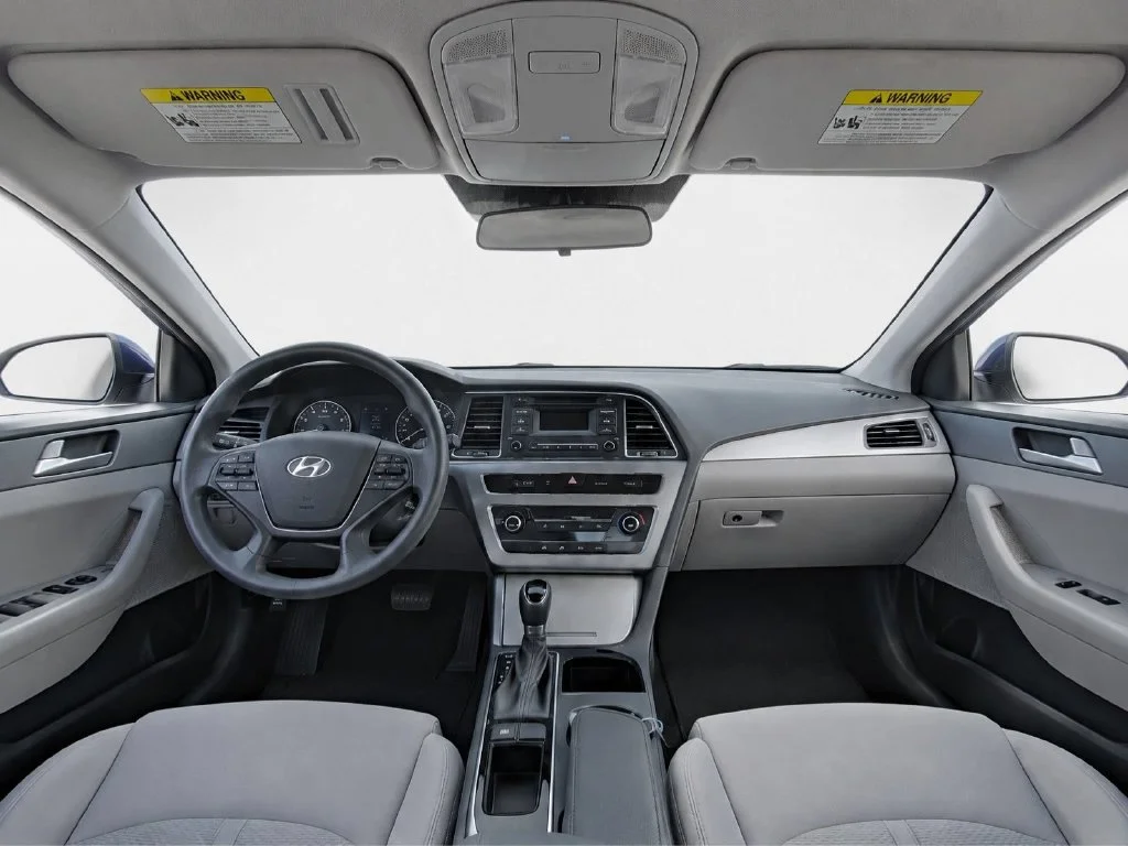 Used 2015 Blue Hyundai SE image 27