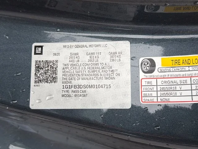 Used 2021 Gray Chevrolet 1LT image 30