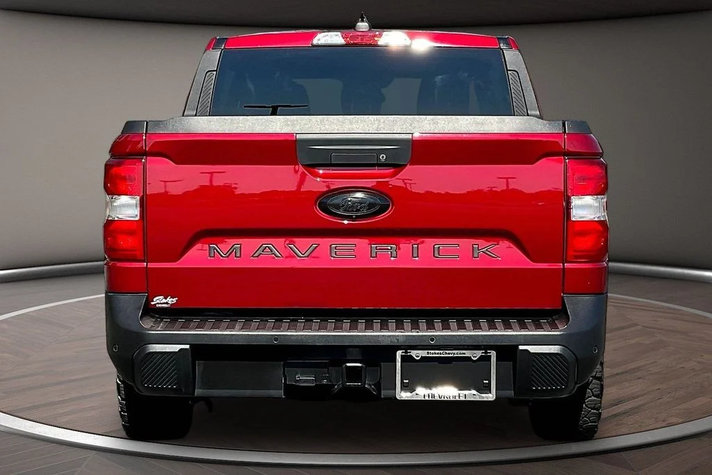 Used 2025 Red Ford XLT image 5