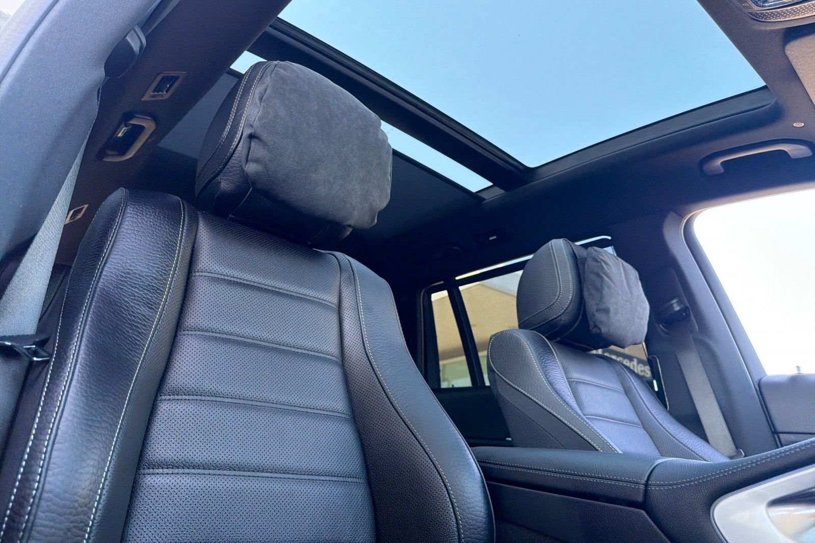 New 2026 MANUFAKTUR Alpine Grey Mercedes-Benz GLS 580 image 3