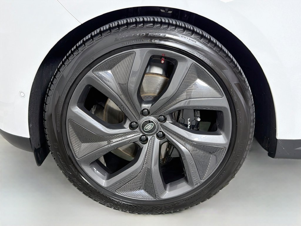 Certified Used 2024 White Land Rover SE image 34