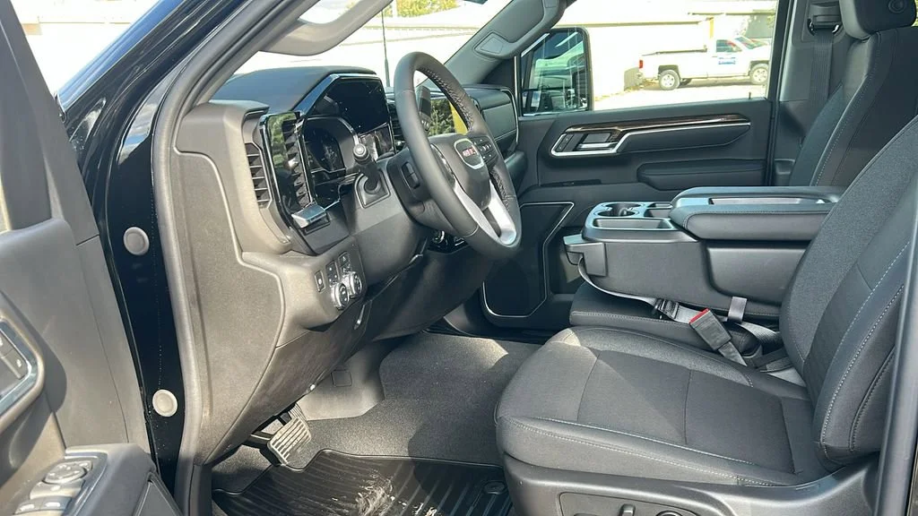 2025 GMC Sierra 2500HD SLE - Photo 12