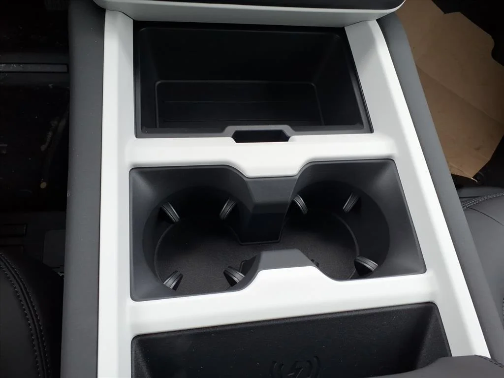 New 2026 Santorini Black LAND ROVER S image 18