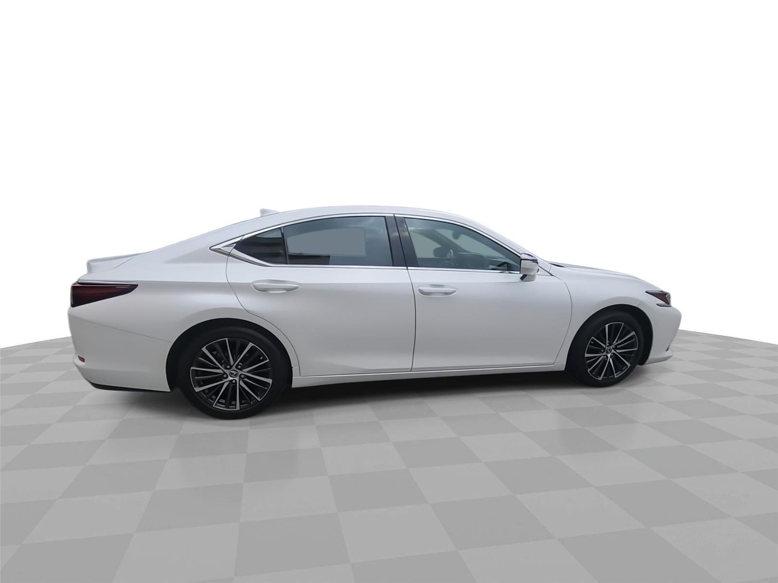 Used 2024 White Lexus ES 350 image 9