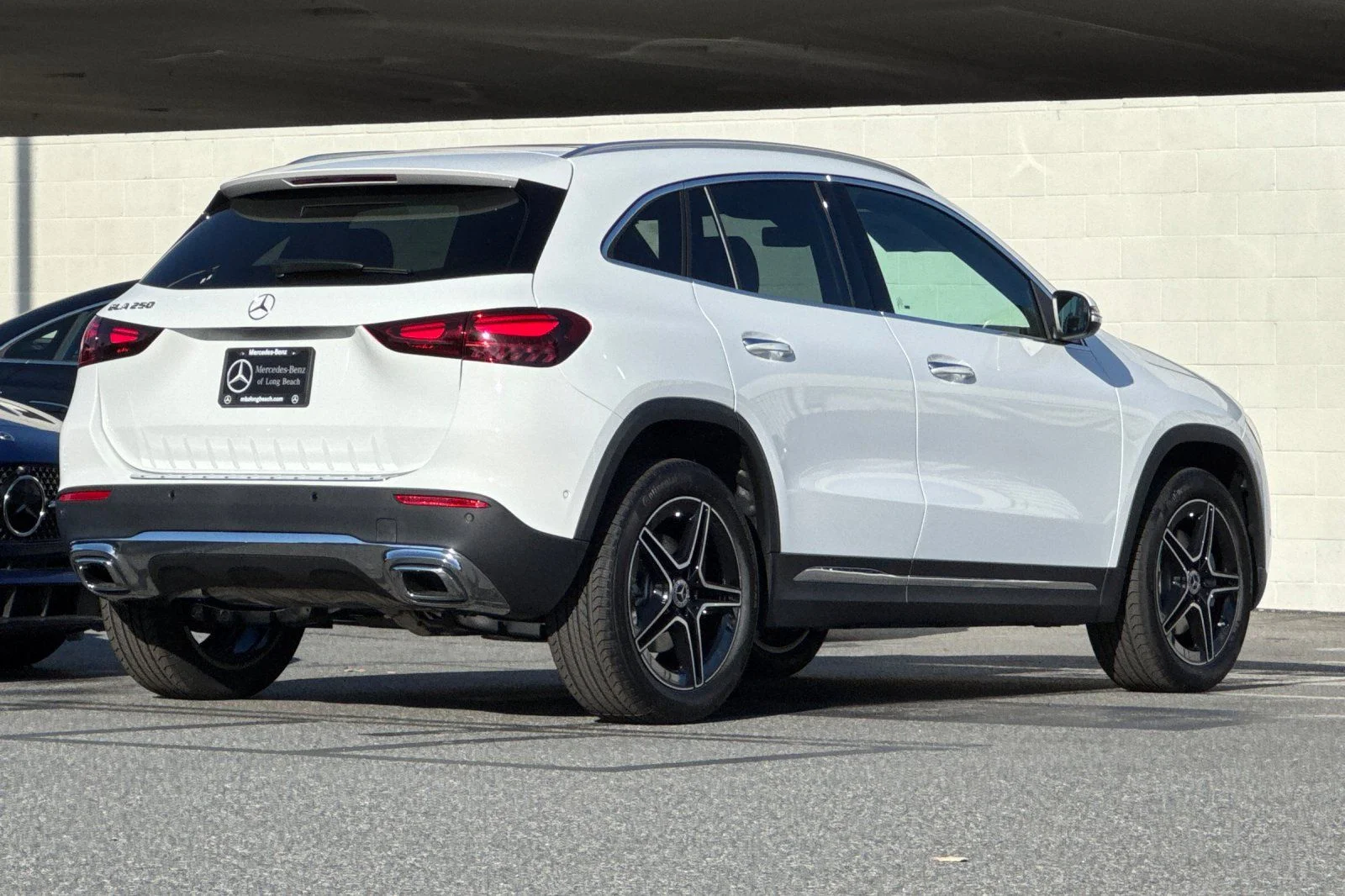 New 2026 Polar White Mercedes-Benz GLA 250 image 4