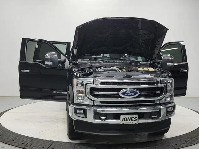 Used 2022 Black Ford Lariat image 10