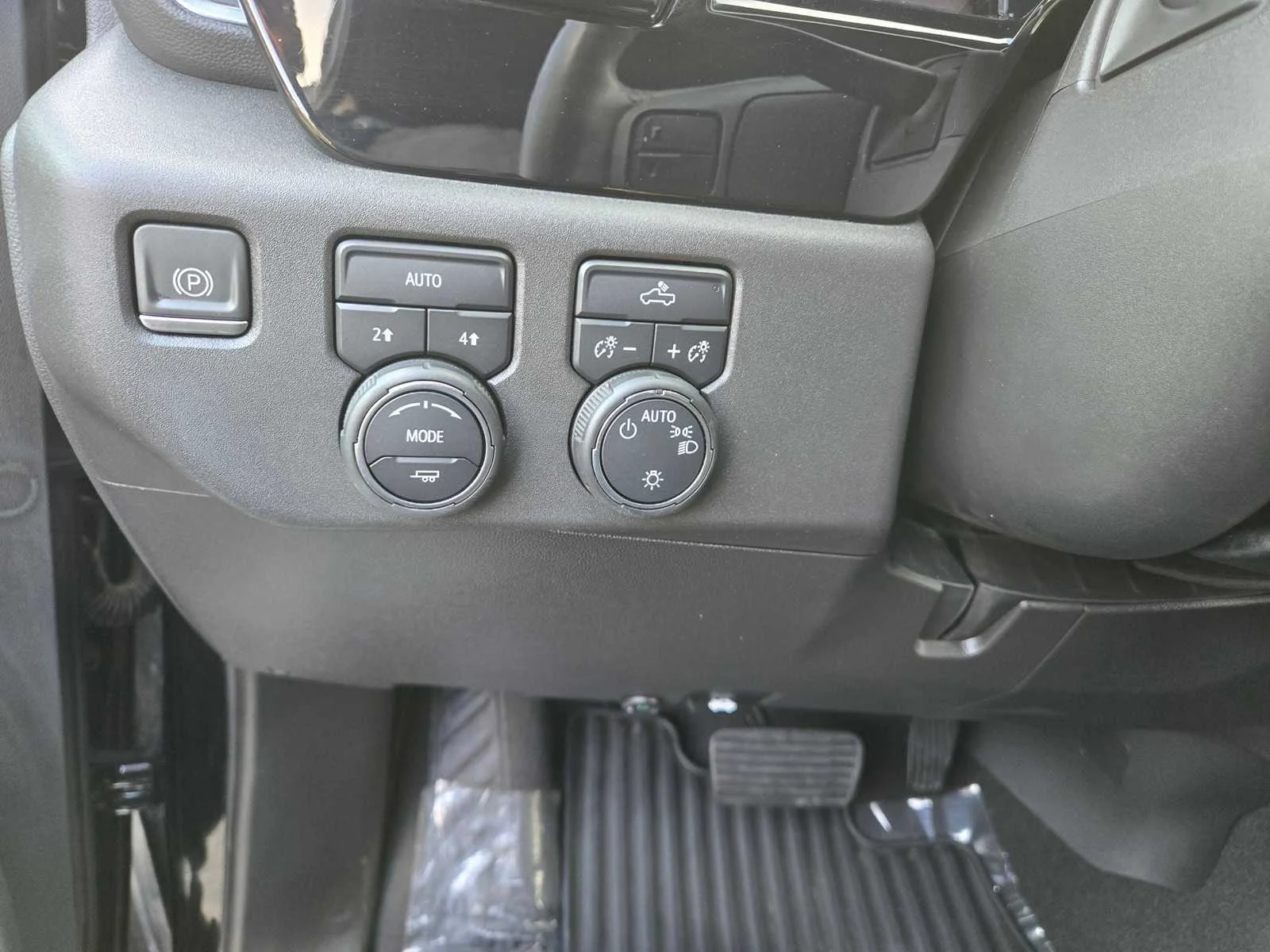 Used 2023 Black Chevrolet LT image 22