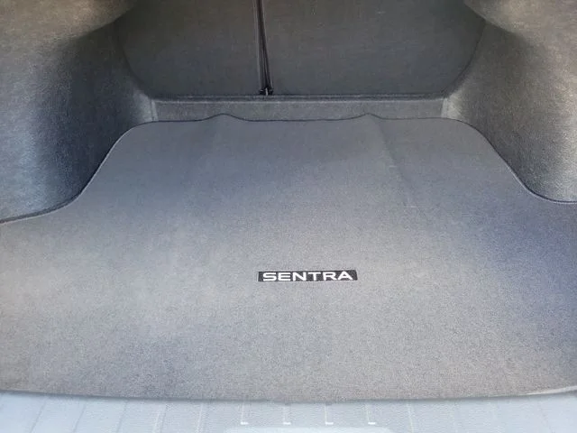 New 2026 Atlantic Gray Metallic Nissan SR image 9